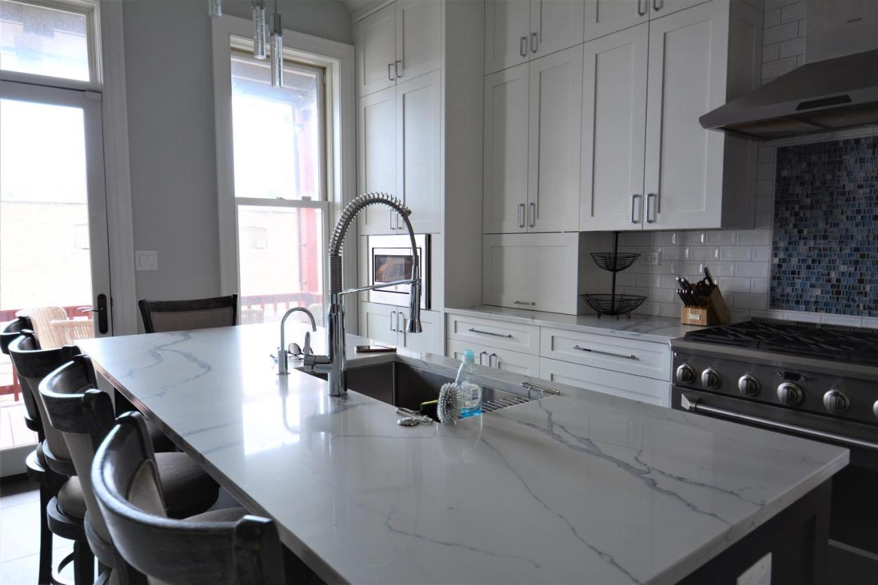 Penthouse Level, Stunning Wrigley Stay Chicago Zewnętrze zdjęcie